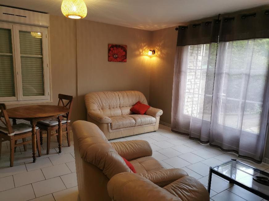 شقة Bienvenue Chez Nous Ver-sur-Mer المظهر الخارجي الصورة